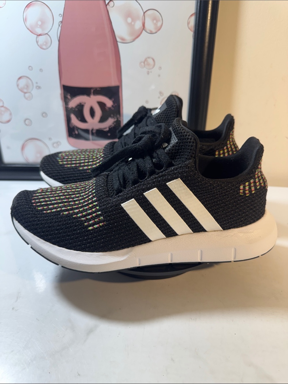 adidas Swift Run Black/Rainbow Sneakers - Women’s Size 7.5 - Picture 5 of 11